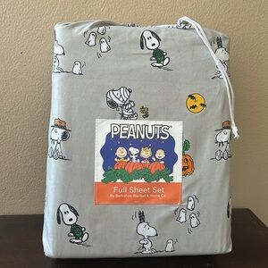 New Peanuts Mummy Snoopy Bats Spooky  Halloween Full Size Sheet Set  Gray